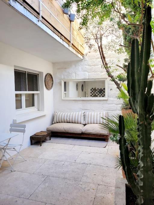 La Maison Blanche Intra-Muros Free Parking エーグ・モルト エクステリア 写真