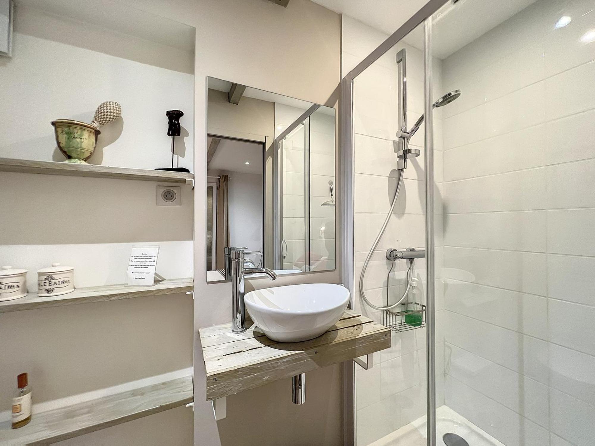 La Maison Blanche Intra-Muros Free Parking エーグ・モルト エクステリア 写真